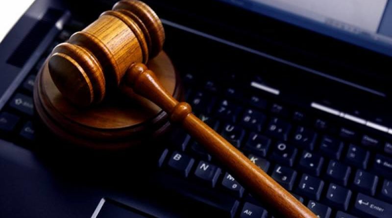 З 15 листопада 2016 року діє тимчасовий регламент електронного судочинства