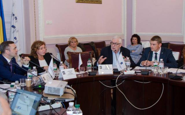 Інваліди отримають пільгу при складанні кваліфіспиту до адвокатури
