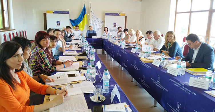 Які вади рішень КДКА унеможливлюють накладання стягнень на адвокатів