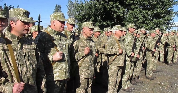 Коли бронювання працівника не звільняє від військової служби — ВС